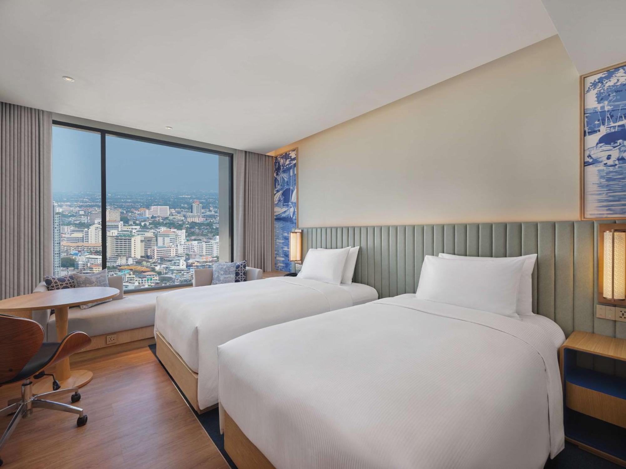 Hilton Garden Inn Bangkok Riverside מראה חיצוני תמונה