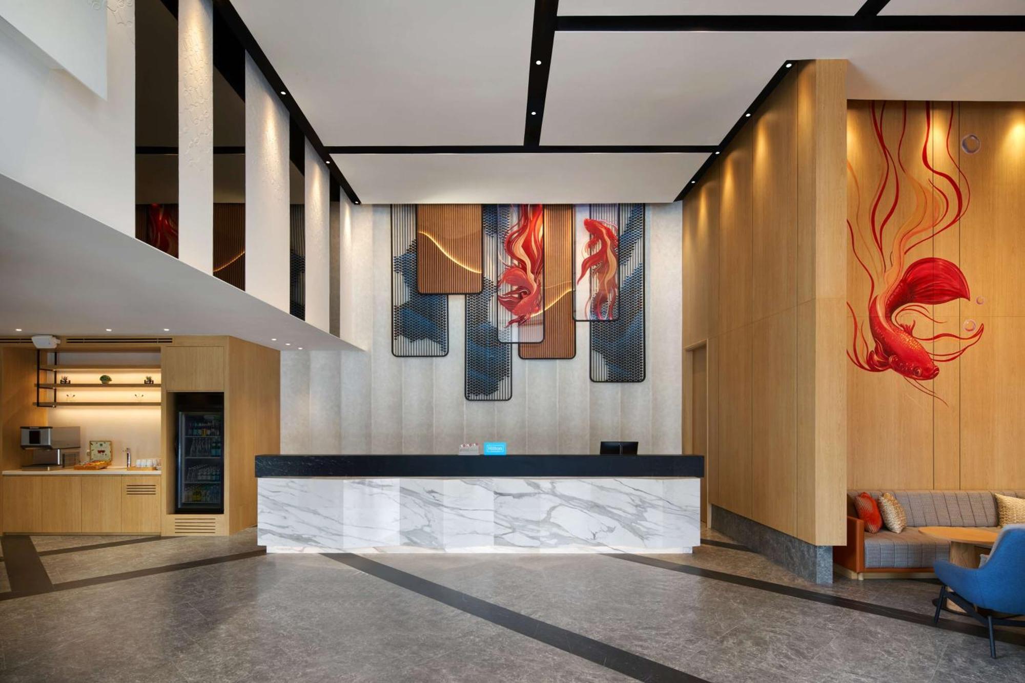Hilton Garden Inn Bangkok Riverside מראה חיצוני תמונה