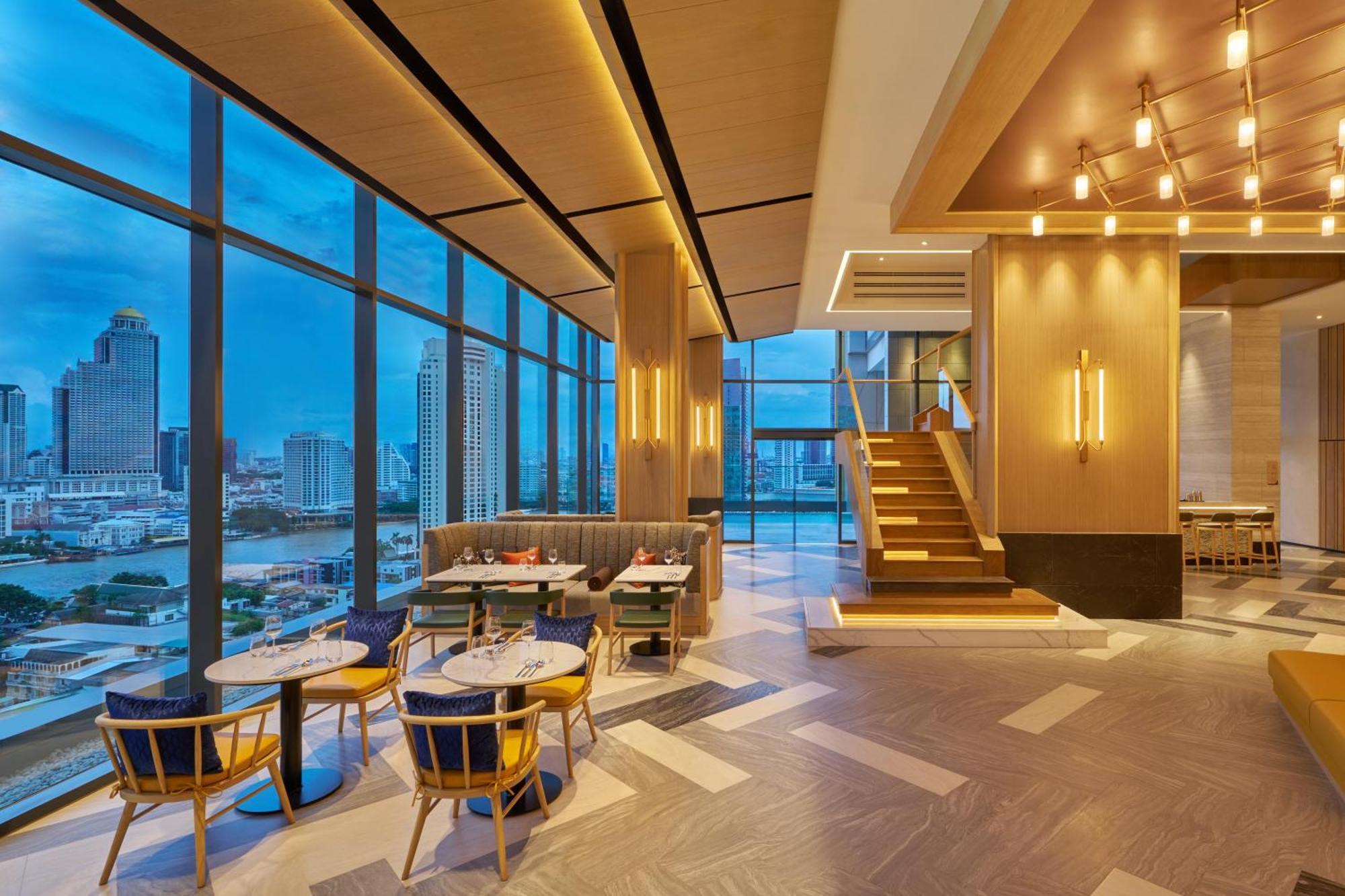 Hilton Garden Inn Bangkok Riverside מראה חיצוני תמונה